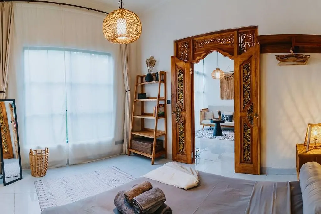 Apartment New Cozy, Smart, Renovated Flat Western Standard Ubud