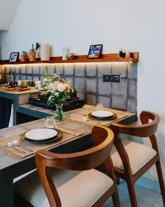 New Cozy, Smart, Renovated Flat Western Standard Ubud  0*, Ubud (Bali)
