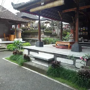 Проживание в семье Pratama House, Убуд